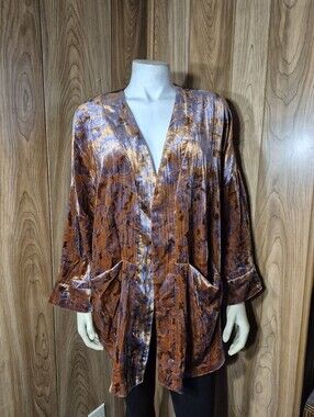 Anthropologie Esme velvet kimono jacket size S...great condition..no holes spots